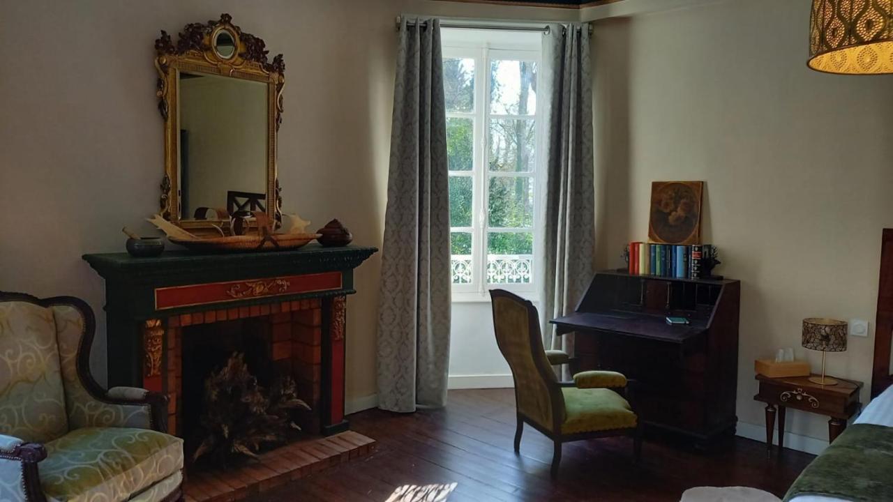 Hotel La Lande Pleyber-Christ Exteriér fotografie