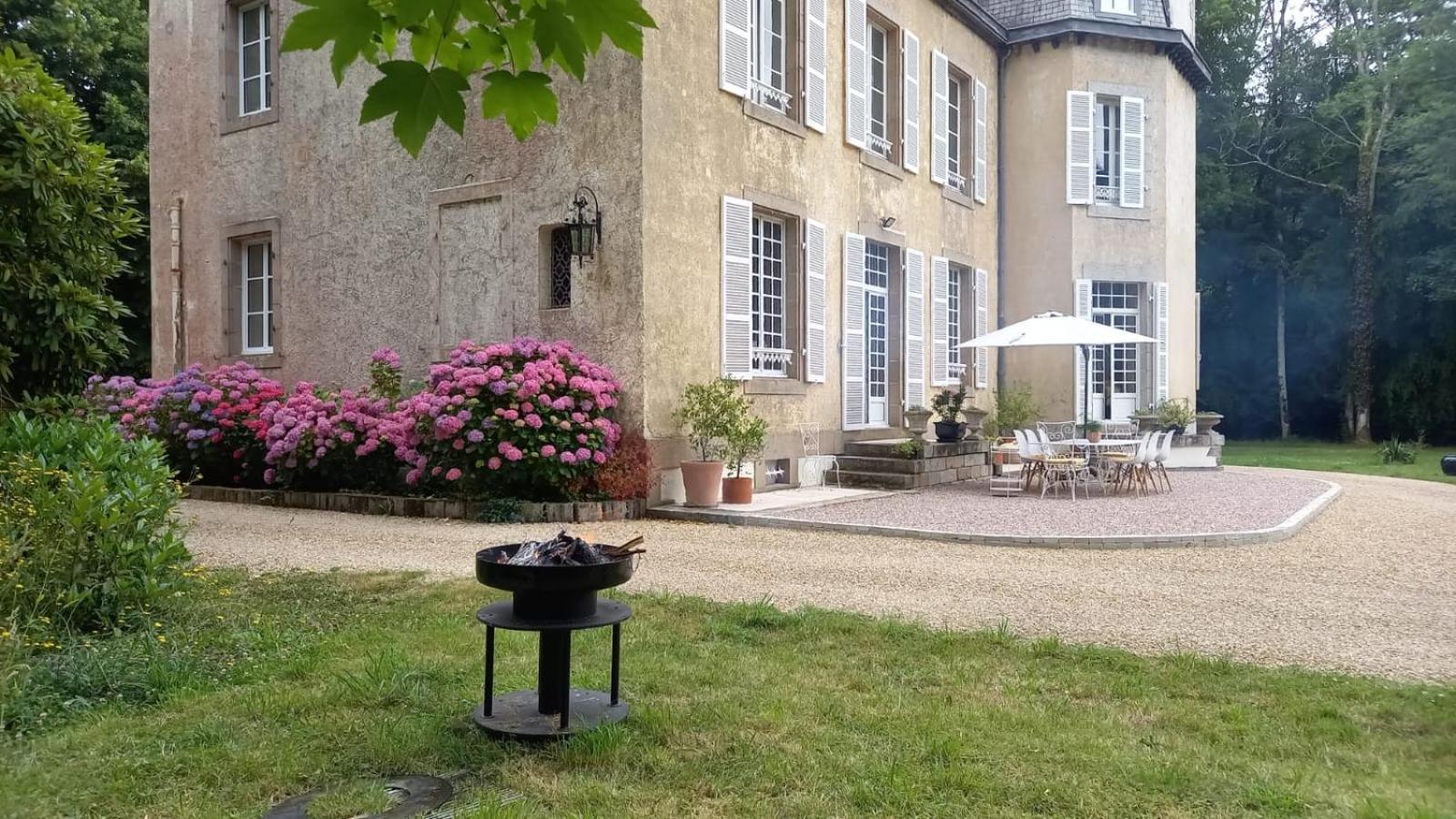 Hotel La Lande Pleyber-Christ Exteriér fotografie